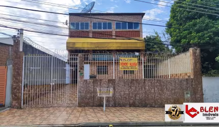 Casa com 3 Pavimentos- venda/locação para fins comerciais em Santa Cruz- RJ