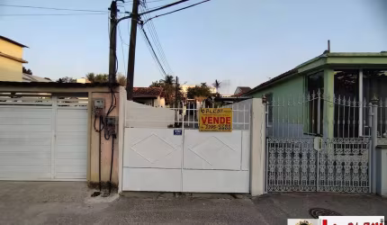 Venda Casa 3 Quartos em vila residencial em Santa Cruz - RJ