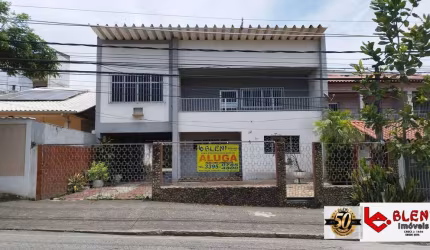 Casa Com 02 pavimentos para fins comerciais em Santa Cruz -RJ
