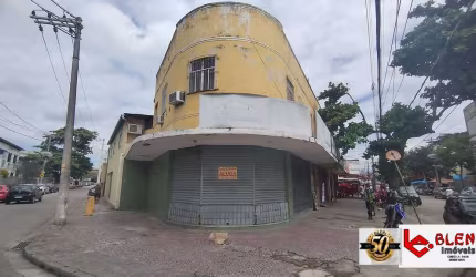Loja com 100m²  no centro de Santa Cruz-RJ!