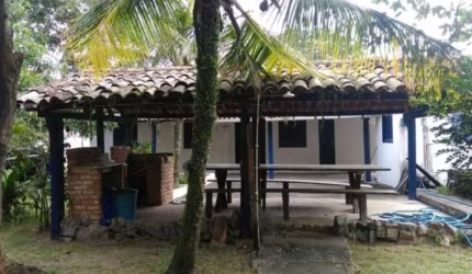 LINDA CASA COM 3 QUARTOS, TERRENO COM QUASE 1.000M² EM BARRA DE SÃO JOÃO