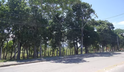 TERRENO COM 25.000m² A VENDA NO BAIRRO PEROBA EM RIO DAS OSTRAS RJ