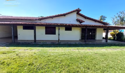 CASA LINEAR COM 5 QUARTOS A VENDA NO JARDIM MARILÉA, RIO DAS OSTRAS.