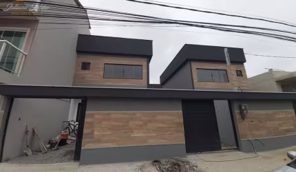 CASA DUPLEX COM 2 SUÍTES A VENDA NO BAIRRO VILLAGE EM RIO DAS OSTRAS RJ