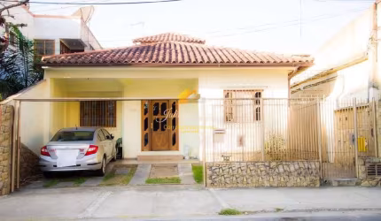 CASA COM 4 QUARTOS A VENDA NA IMBETIBA EM MACAÉ
