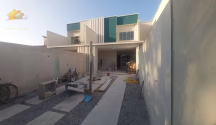 CASA DUPLEX COM 3 SUÍTES A VENDA NO BAIRRO OURO VERDE EM RIO DAS OSTRAS RJ
