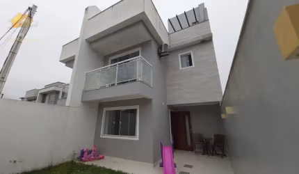 CASA TRIPLEX COM 2 SUÍTES A VENDA NO BAIRRO RESIDENCIAL RIO DAS OSTRAS.