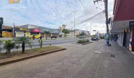LOJA E SOBRELOJA COM 600M² A VENDA NO CENTRO DE RIO DAS OSTRAS