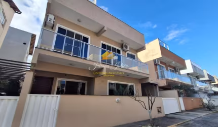 CASA TRIPLEX COM 3 QUARTOS SENDO 1 SUÍTE A VENDA NO BAIRRO CHÁCARA MARILÉA EM RIO DAS OSTRAS RJ