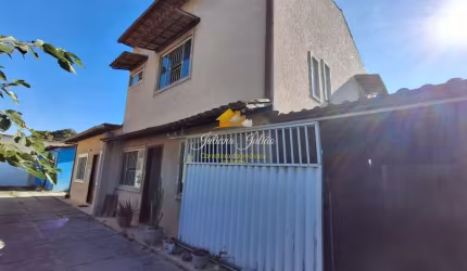 CASA DUPLEX COM 3 QUARTOS SENDO 2 SUÍTES A VENDA NO BAIRRO ENSEADA DAS GAIVOTAS EM RIO DAS OSTRAS RJ