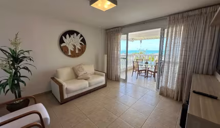 Apartamento a Venda no Porto Brasil - Vila Colonial 1  - 2/4 - Vista Deslumbrante