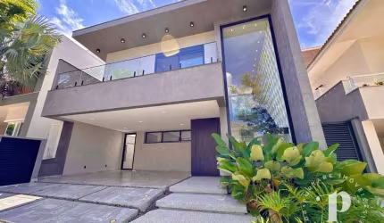 Casa com 4 Suítes, Piscina e Espaço Gourmet no Residencial Chácara Ondina, Sorocaba