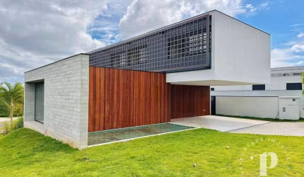 Casa de Esquina com 4 Suítes, Piscina e Projeto Exclusivo  - Alphaville Nova Esplanada 3 - Votorantim/SP
