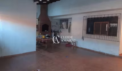 Casa com 3 dormitórios à venda, 200 m² por R$ 380.000 - Vila Cintra - Mogi das Cruzes/SP
