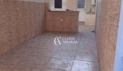 Casa com 2 dormitórios à venda por R$ 360.000 - Jardim Aracy - Mogi das Cruzes/SP