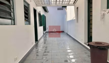 CASA TERREA NO BROOKLIN 202M 3 DORMITÓRIOS 7 VAGAS DE GARAGEM PARA LOCAÇÃO