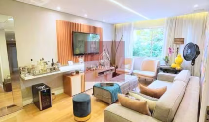 Apartamento c/ 110m², reformado, 3 dormitórios sendo 1 suíte.