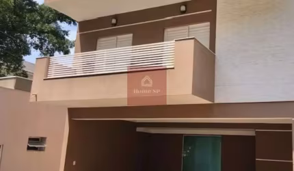 BROOKLIN CASA EM CONDOMÍNIO FECHADO 300M 3SUÍTES 2VAGAS DE GARAGEM COM PISCINA E CHURRASQUEIRA
