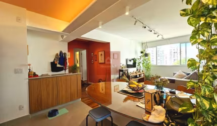 Lindo Apartamento com 3 dormitórios, 1 suíte, 1 vaga e com 130m² - Moema