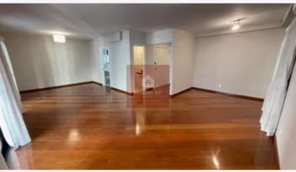 Excelente apartamento com 167m2, 3 dormitórios, sendo 3 suítes, 4 vagas.