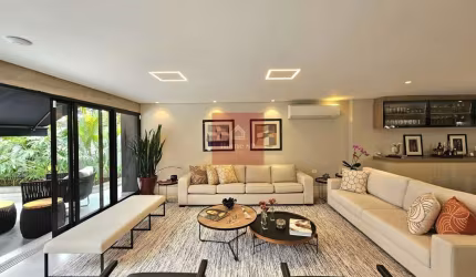 Linda casa Totalmente mobiliada e decorada, com projeto inteligente