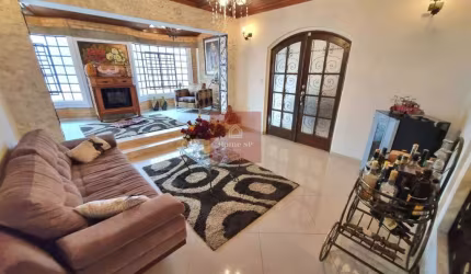 Um Refúgio na Saúde: Sua nova casa de 224m² (Estuda permuta na Saúde)