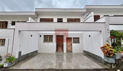 CONDOMÍNIO DE 5 CASAS PARA LOCAÇÃO PLANALTO PAULISTA 210M 4DORMS 2SUÍTES 2VAGAS