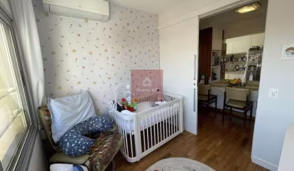 Charmosa cobertura duplex com 121 metros reformada