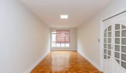 Apartamento com 80m², 2 dormitórios, 1 vaga.