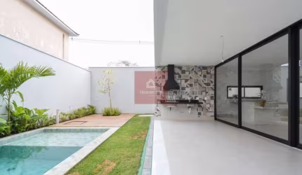 Casa em condomínio para venda com 3 quartos, 331m²