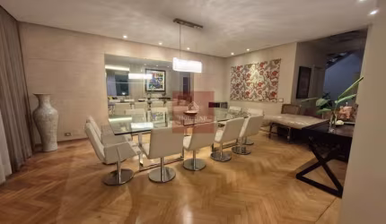 Brooklin Velho, Casa charmosa com 3 quartos,1suite, 4 vagas, churrasqueira