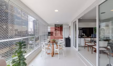 LINDO APARTAMENTO DE BOM GOSTO, REFORMADO NO BROOKLIN COM MUITO LAZER
