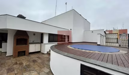 Cobertura duplex em Moema bairro nobre e bem arborizado