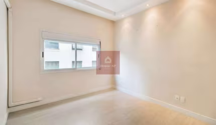 Belíssimo apartamento reformado para venda e locação.