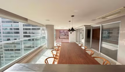 Apartamento tipo para venda com 3 quartos, sendo 3 suítes, 335m²