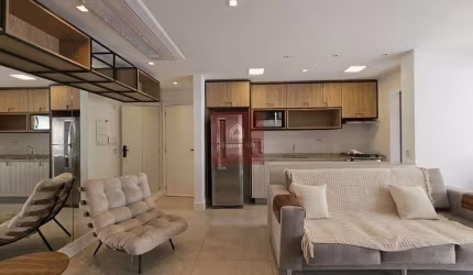 Totalmente Mobiliado! Apartamento com 2 dormitórios, sendo 1 suíte, 1 vaga e com 71m² - Moema