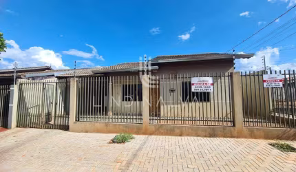 Casa de esquina com 2 quartos no Parque Residencial Três Bandeiras