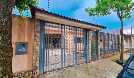 Casa com 3 dormitórios, área gourmet e piscina, no Jardim Lancaster