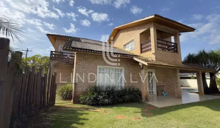 Sobrado semi mobiliado no Jardim Iguaçu, com área gourmet e piscina com sauna