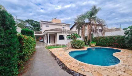 Sobrado mobiliado à venda, com piscina - no Jardim Social.