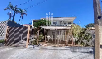 Sobrado amplo no KLP, próximo ao Gramadão da Vila A - com espaço gourmet