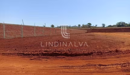 Terreno de 957m  à venda no Lote Grande, próximo à BR-277 e Portal da Foz