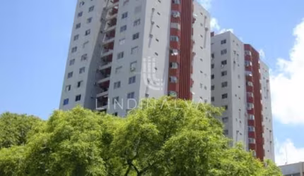 Apartamento no 14  andar do Edifício Grand Prix - no Centro.