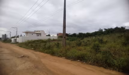02 Lotes de Esquina com 758.00m² Jardim Candeias Vitoria da Conquista Oportunidade