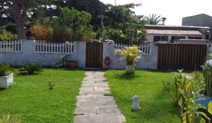 Casa à venda no bairro Praia Seca em Araruama/RJ