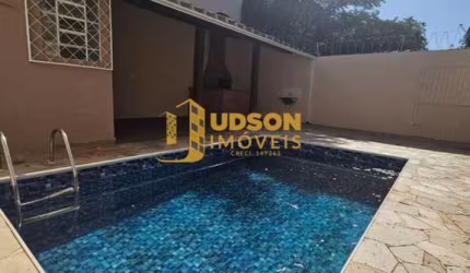 Casa para Venda em Bauru, vila Dutra, 2 dormitórios, 1 banheiro, 2 vagas