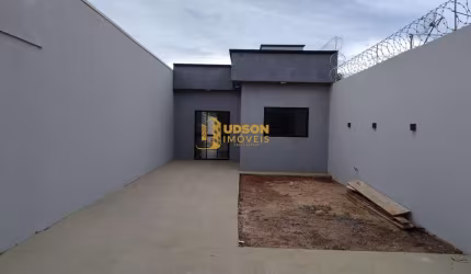 Casa para Venda em Bauru, Parque Santa Edwiges, 2 dormitórios, 1 suíte, 2 banheiros, 2 vagas