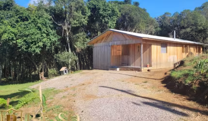 Ótima chácara à venda no Apanhador