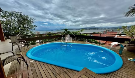 Casa em Itaguaçu - Florianópolis