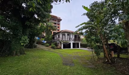 Terreno com 1222m² no bairro Barreiros, São José/SC